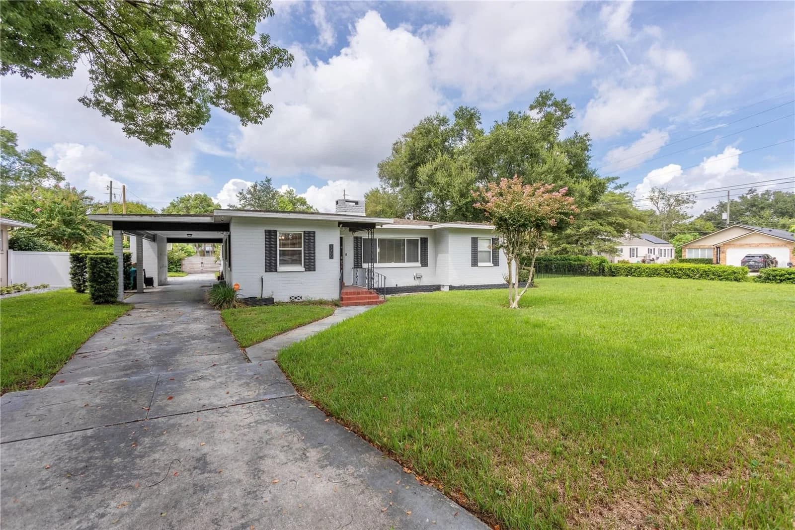 1200 AUSTIN Road 5