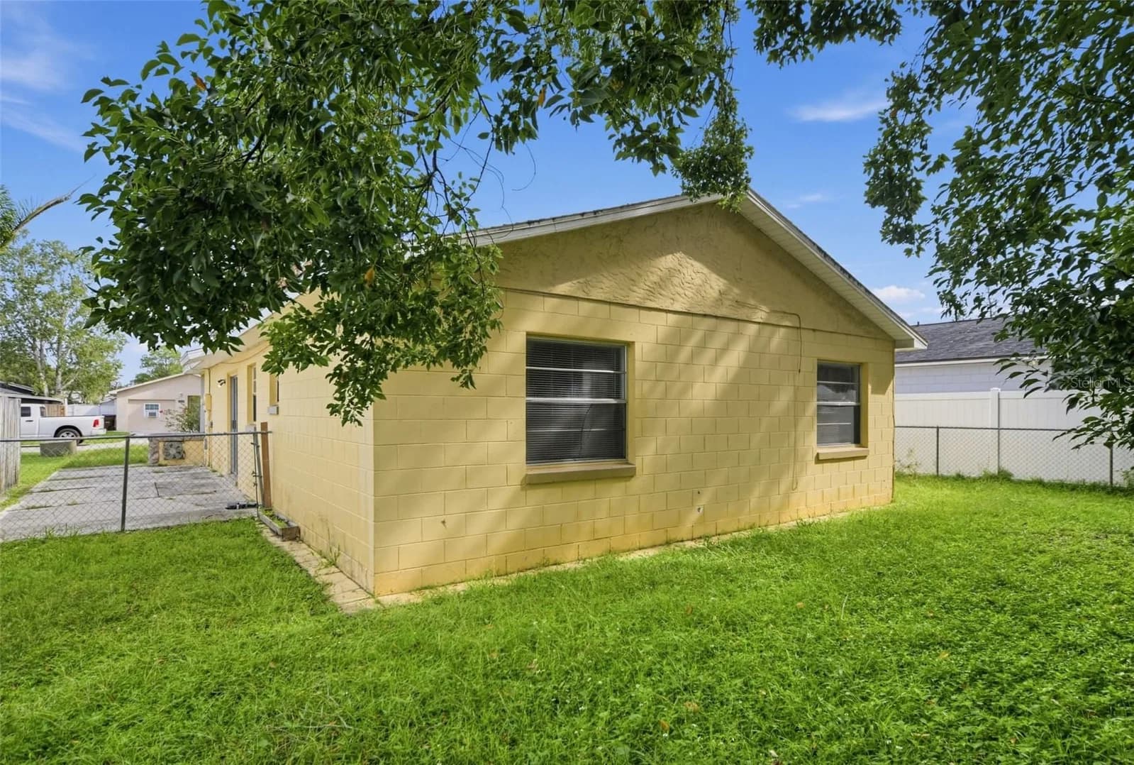 1516 KELBY Road 4