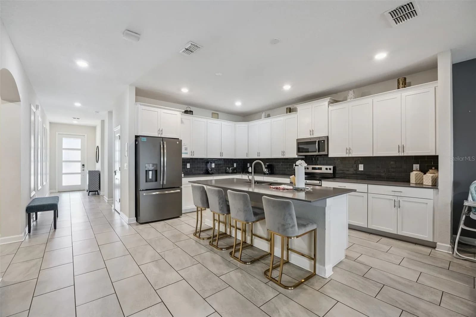 2736 BOOKMARK Drive, Kissimmee, FL 34746 3
