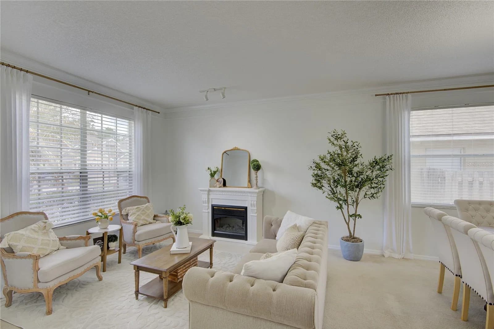 963 CHERRY VALLEY Way 5