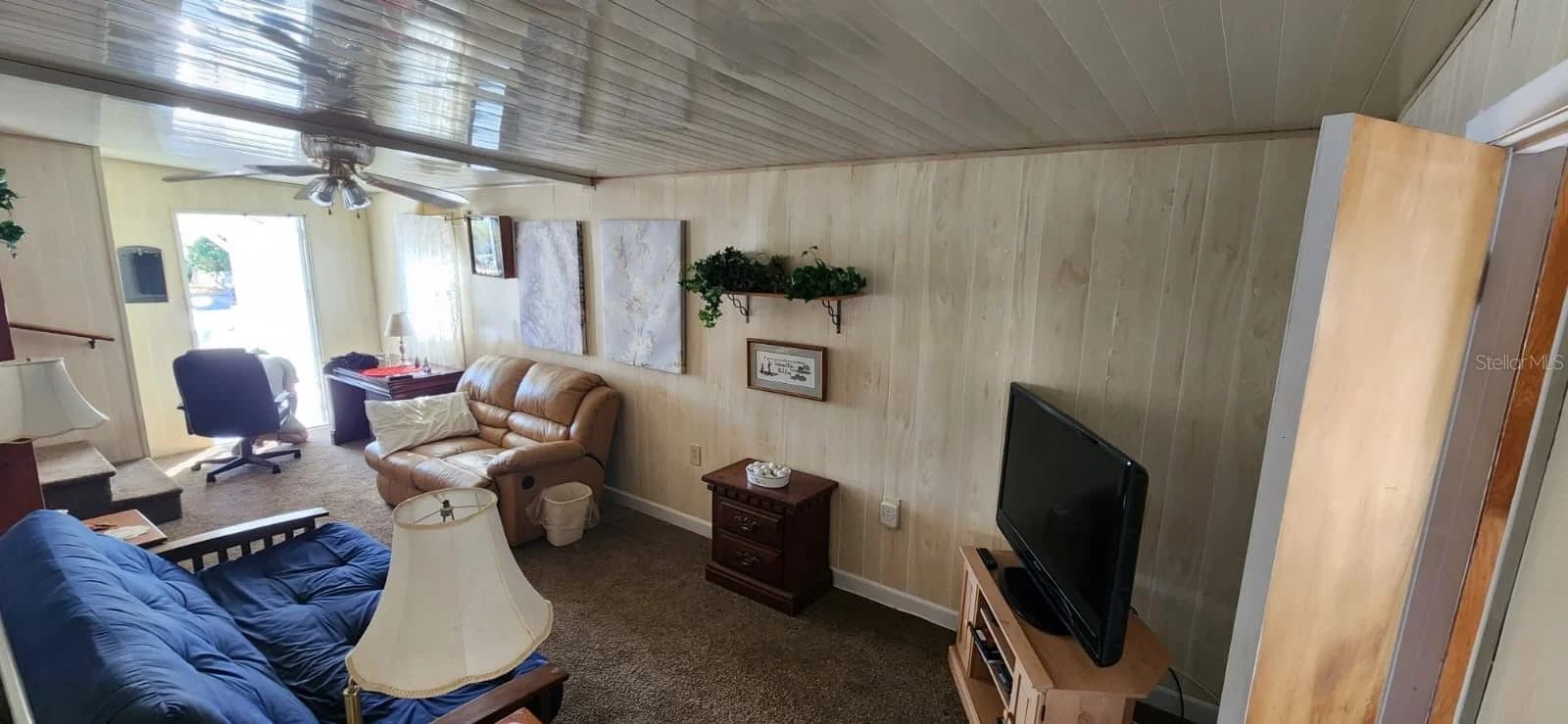 138 FLAMINGO 4