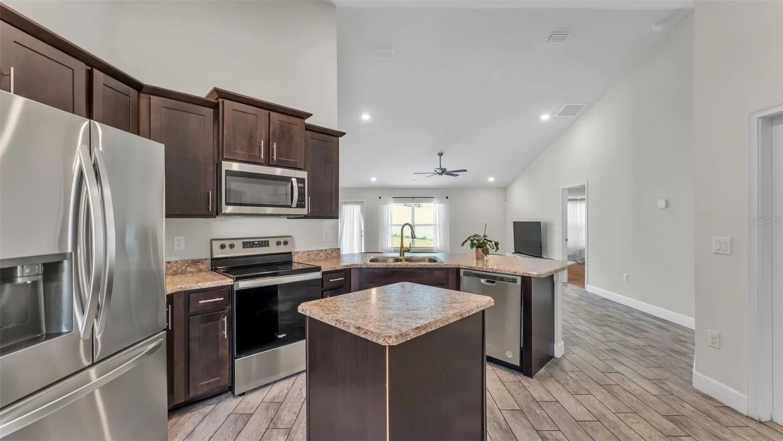 310 ATHABASCA 3