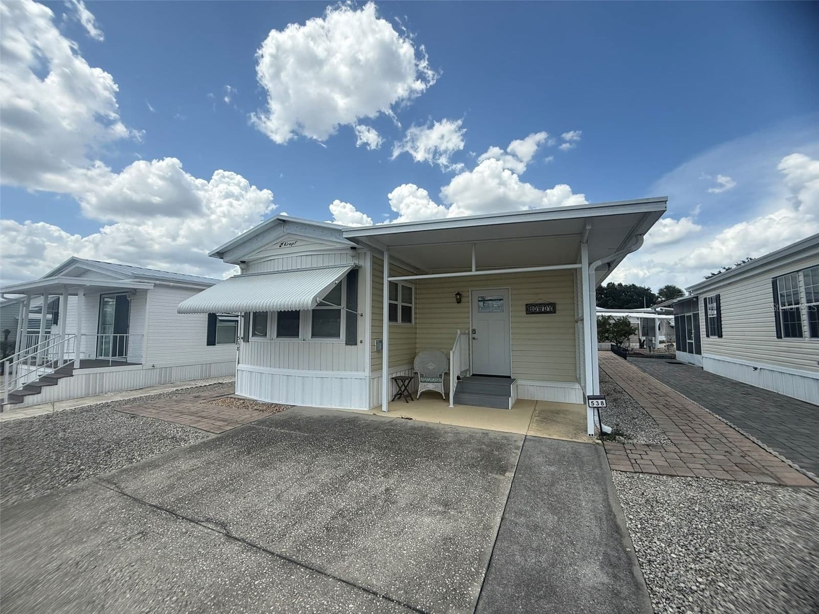 538 CENTER CREST 2