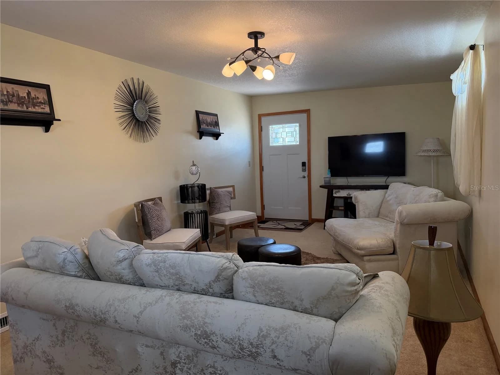 538 CENTER CREST 5