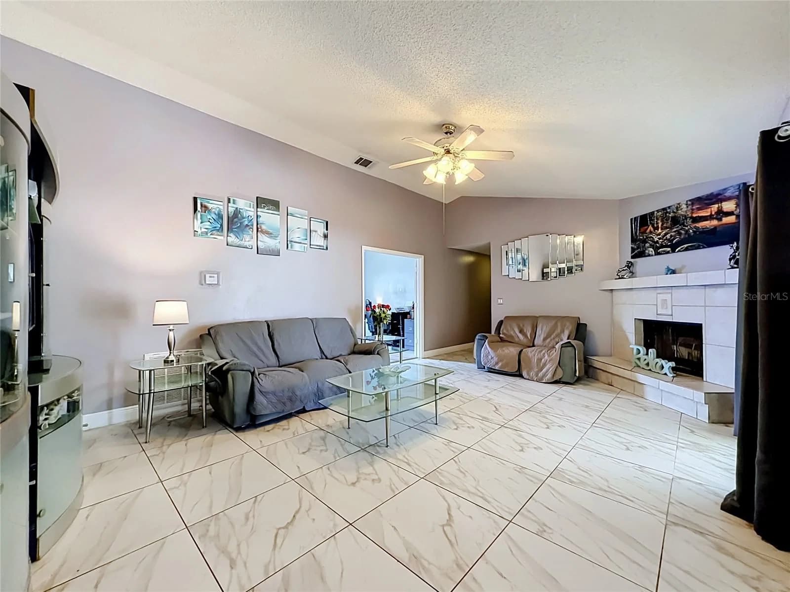 1406 KINGSTON 5