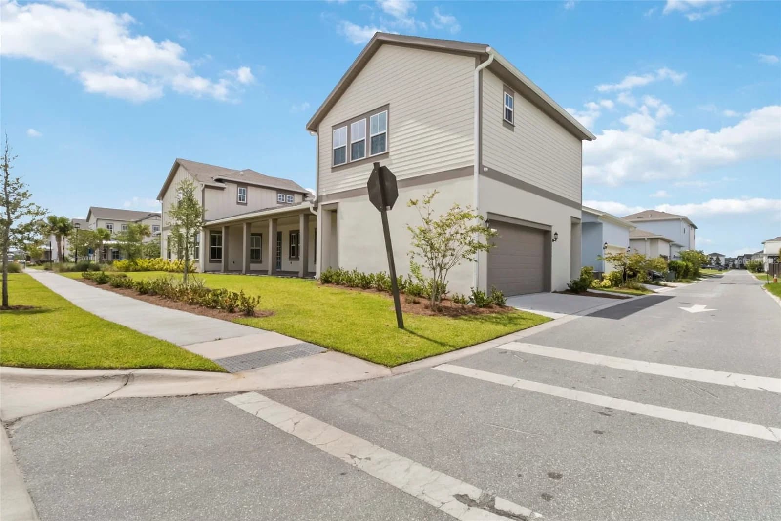 10388 BRAGG, Orlando, FL 32827 2