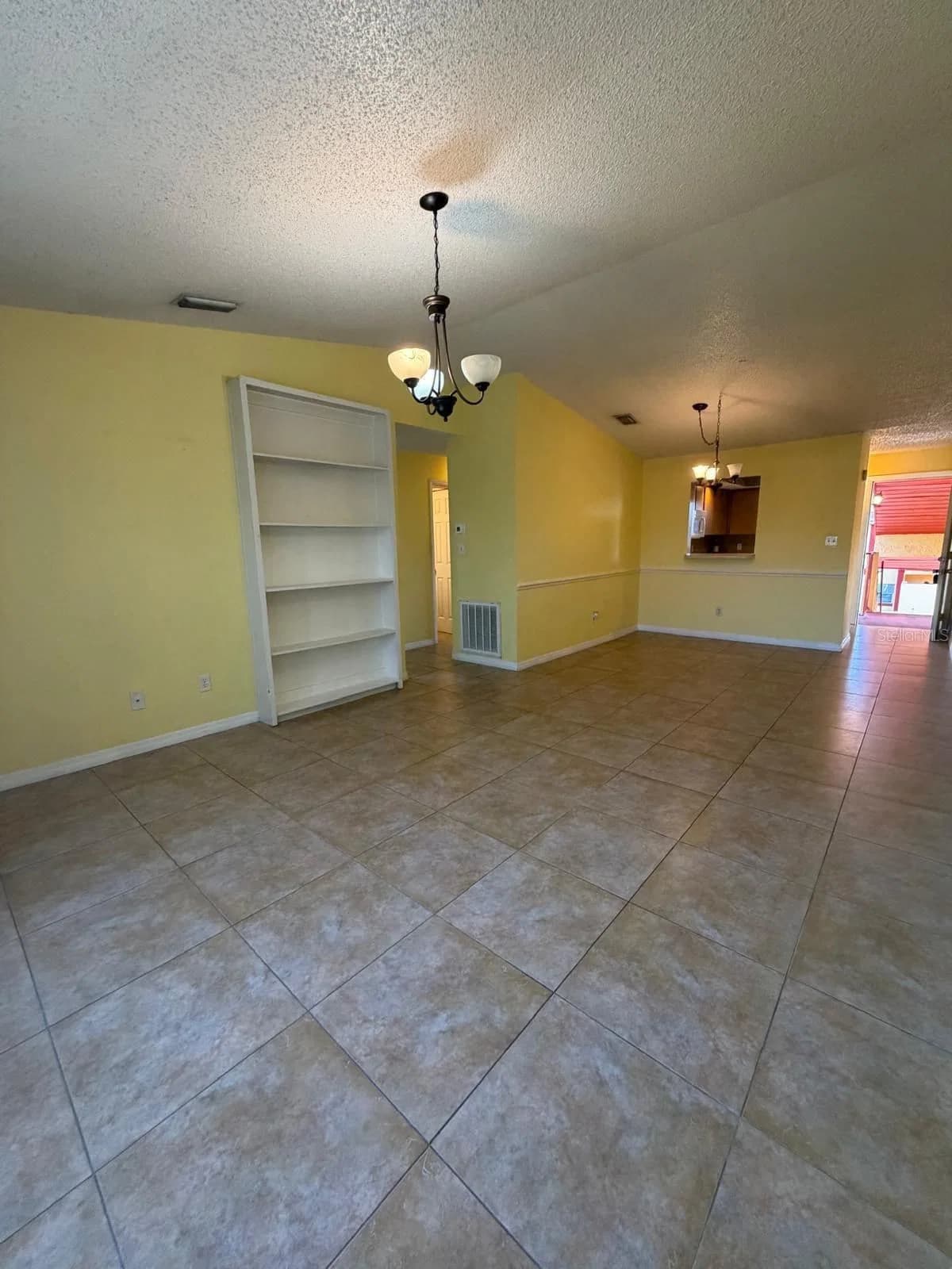 2975 FERN CREEK 4
