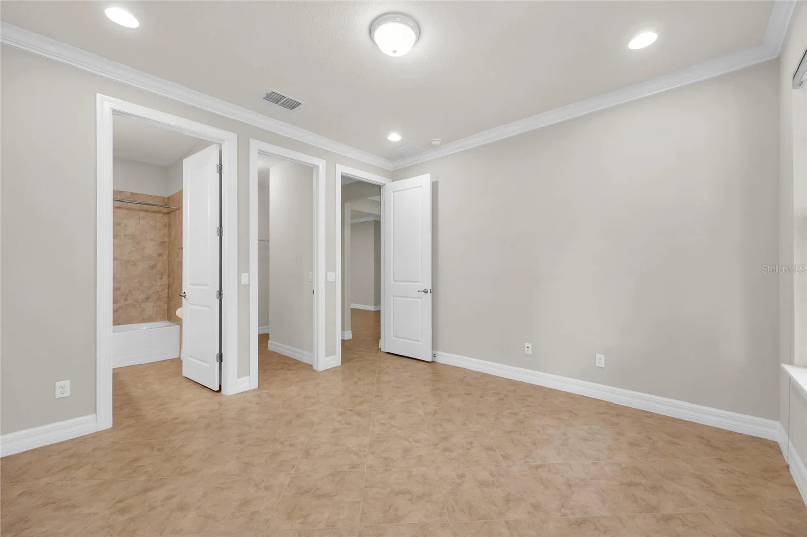 10713 BERRY CREEK 5