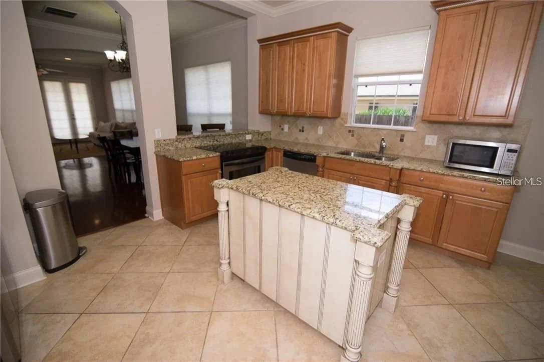 2821 CENTRAL Boulevard #2821, Orlando, FL 32803 3