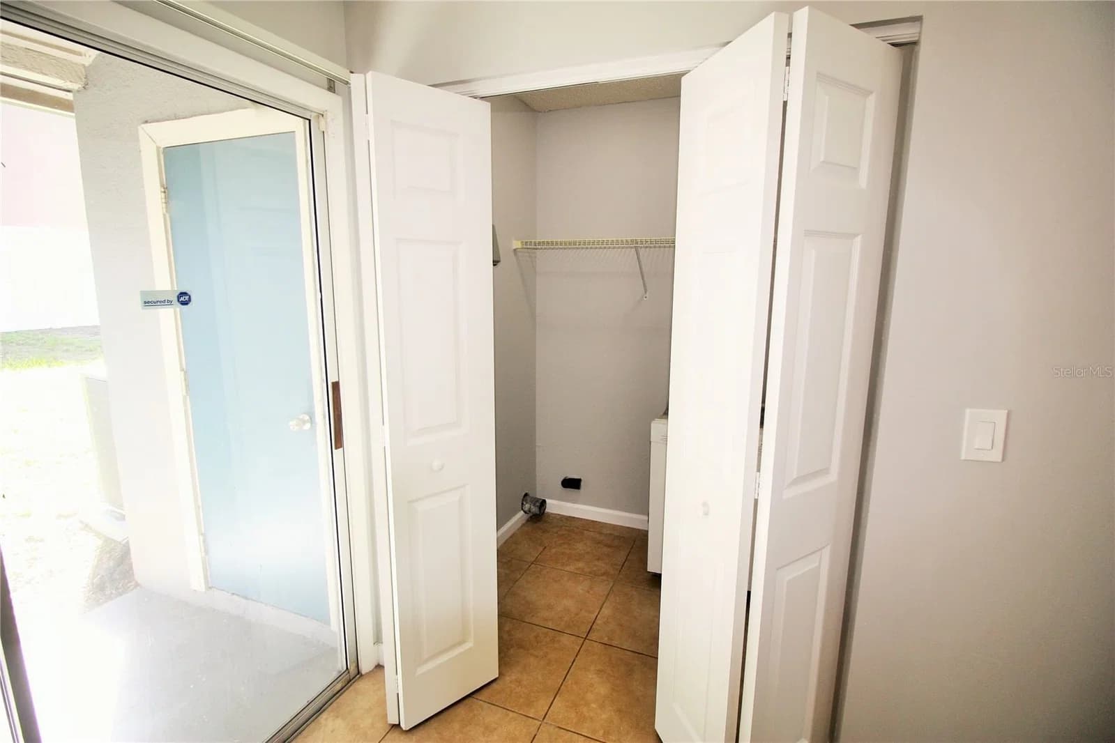 2520 LANCIEN Court #2522 5