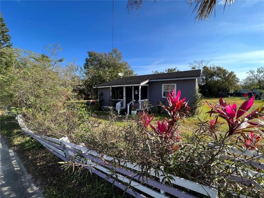 809 JOHN YOUNG Parkway, Kissimmee, FL 34741