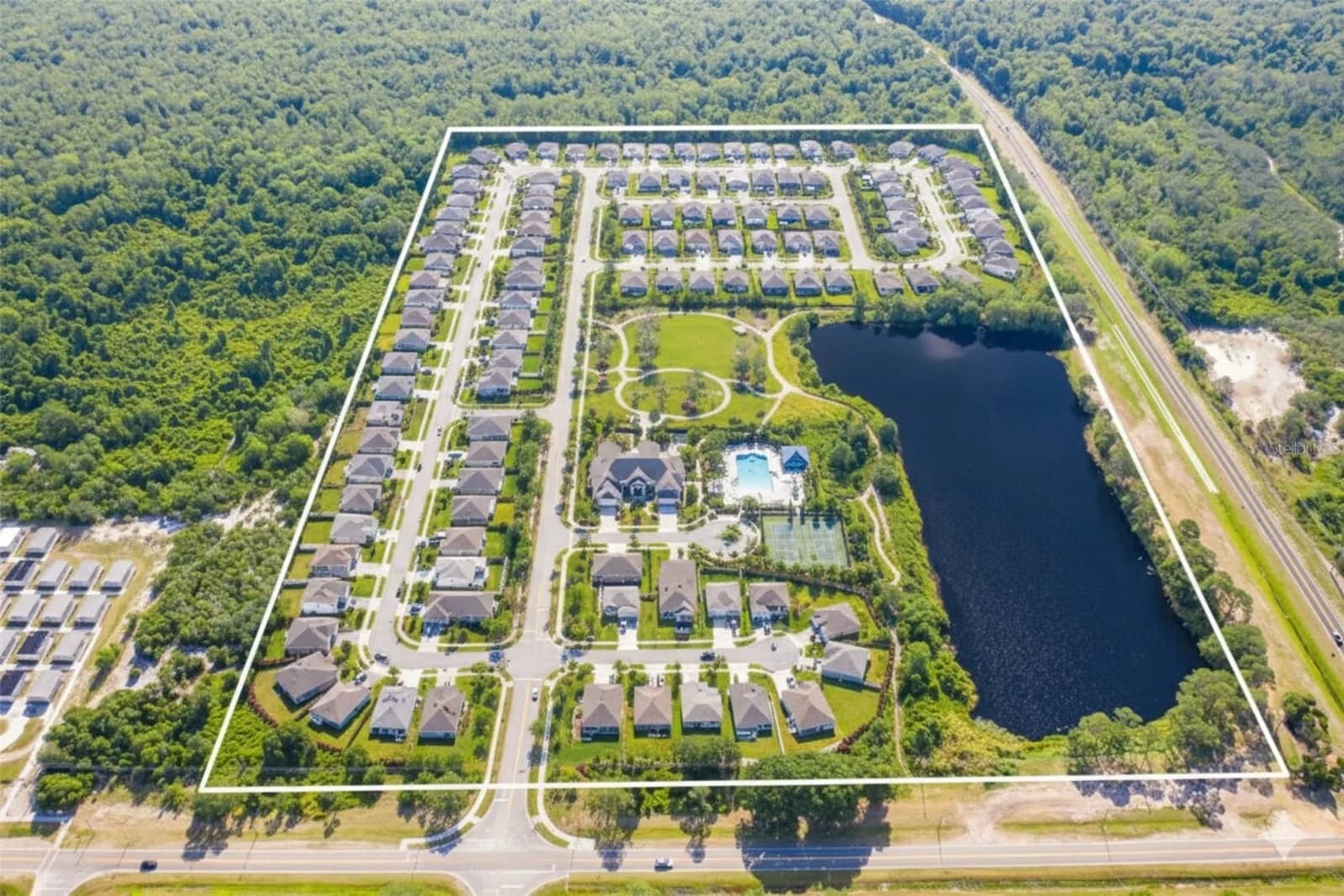 LAUREL Avenue, Kissimmee, FL 34759
