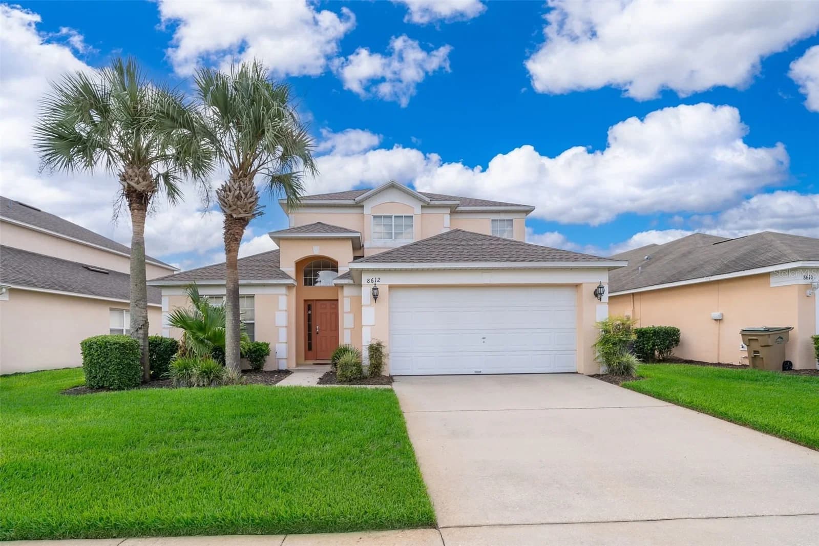 8612 LA ISLA Drive, Kissimmee, FL 34747 2