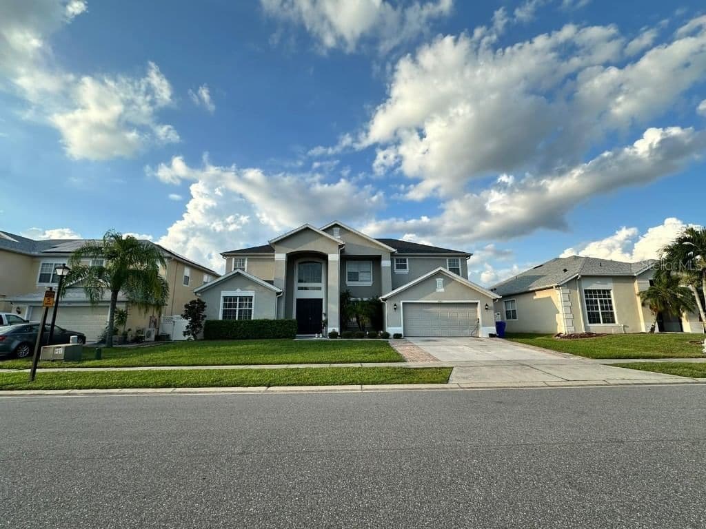 2321 HINSDALE Drive, Kissimmee, FL 34741 2