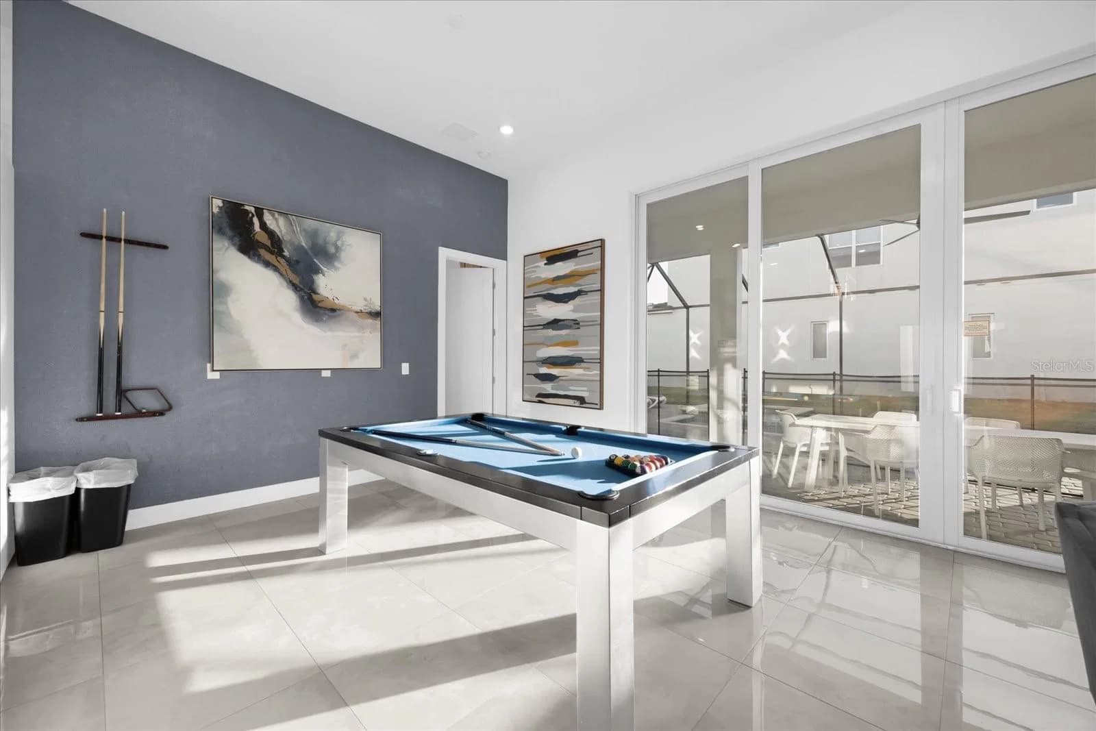 2137 PINE OAK 5
