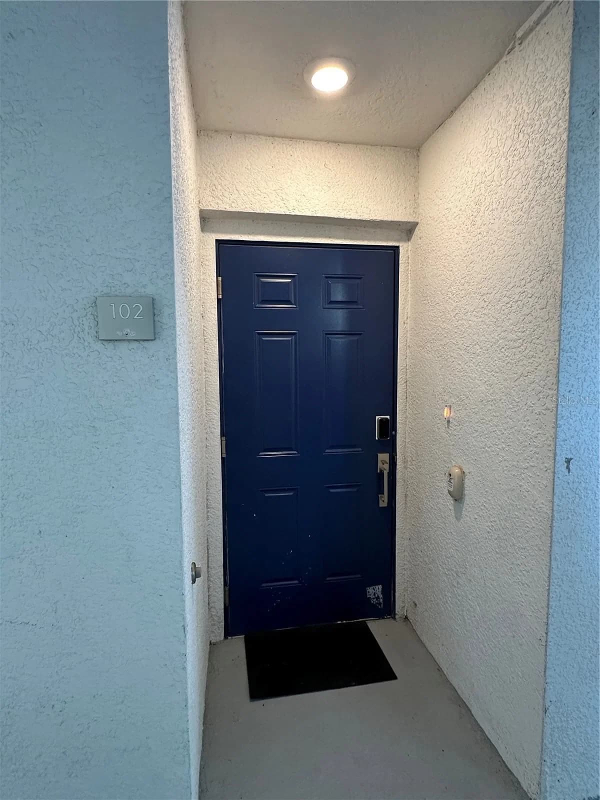 3180 PARADOX Circle #102 4