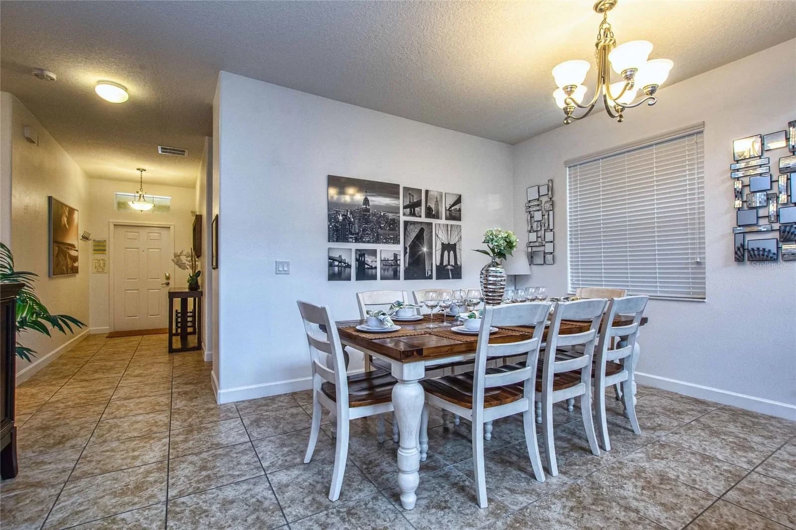 8945 CUBAN PALM Road 4