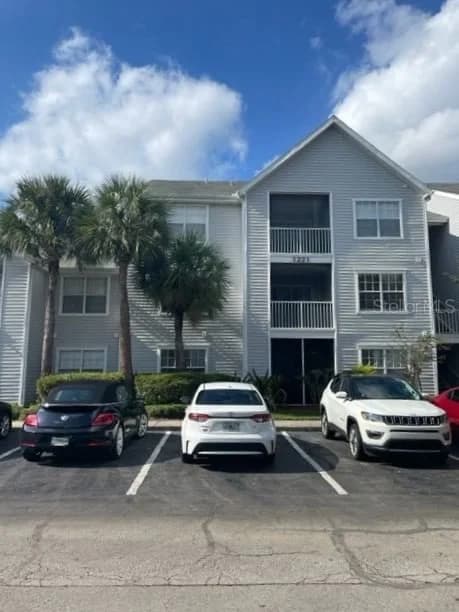 1221 BERMUDA LAKES Lane #202, Kissimmee, FL 34741 2