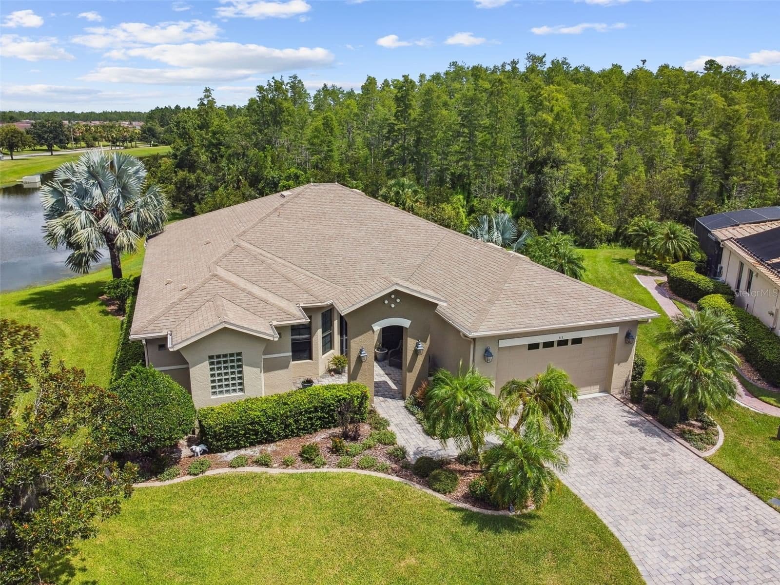 313 SANTA BARBARA Lane, Kissimmee, FL 34759