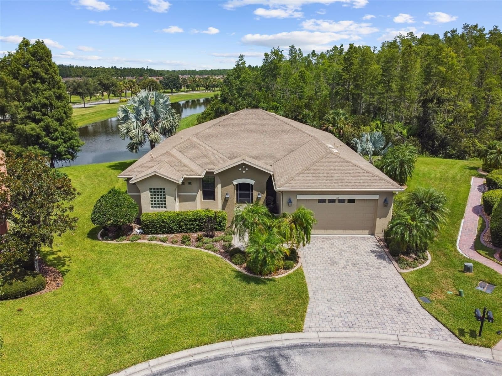 313 SANTA BARBARA Lane, Kissimmee, FL 34759 2