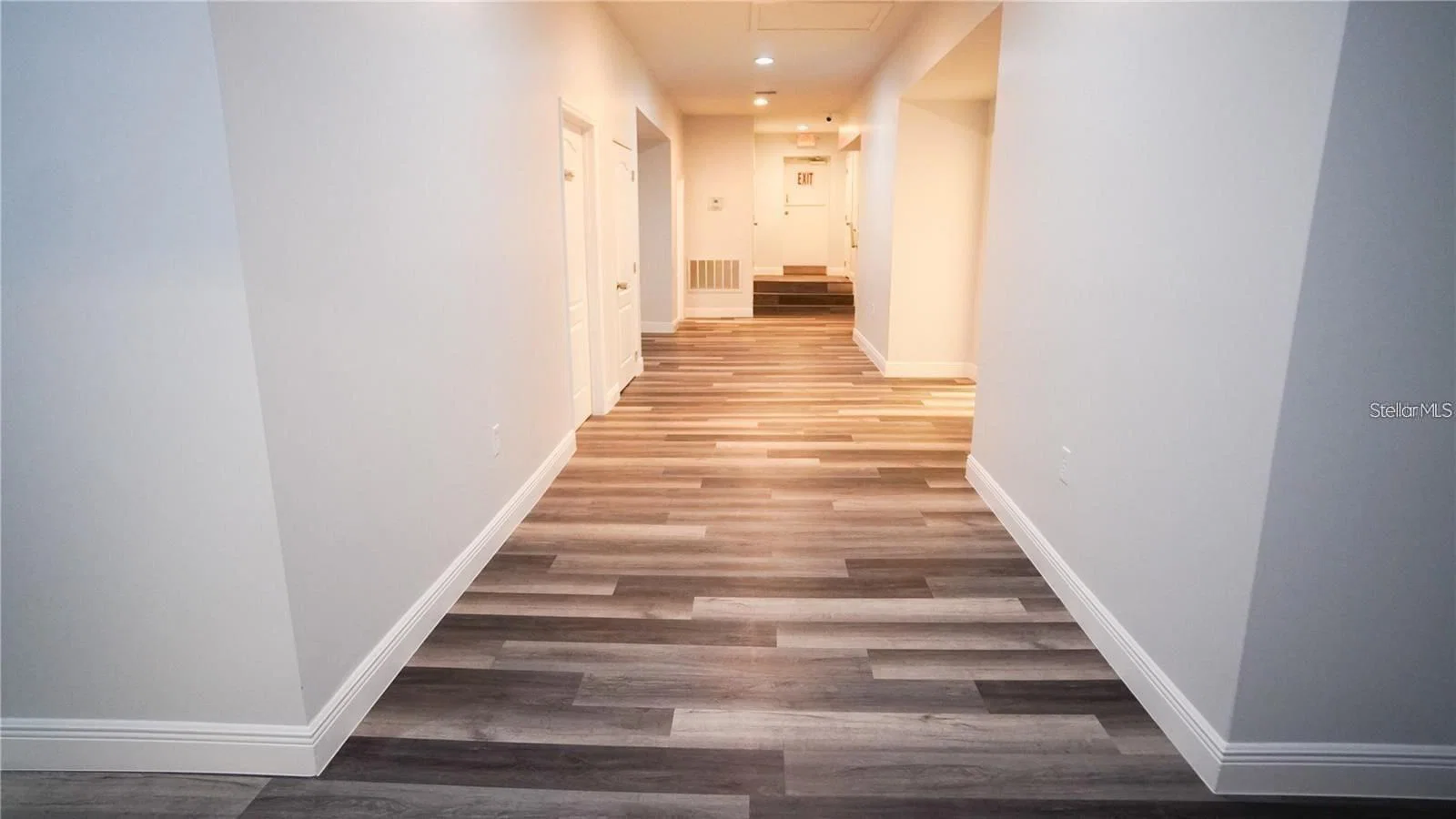 103 BROADWAY #206 5