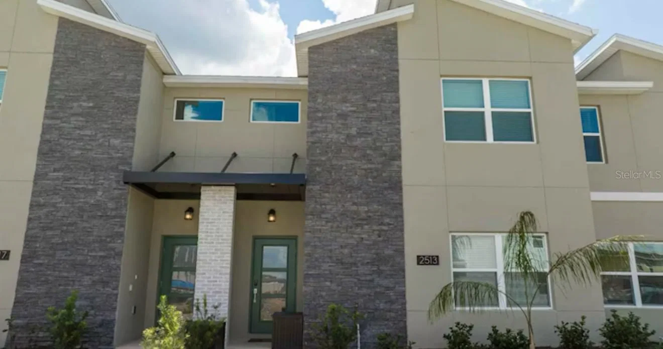2513 READING, Kissimmee, FL 34746 3