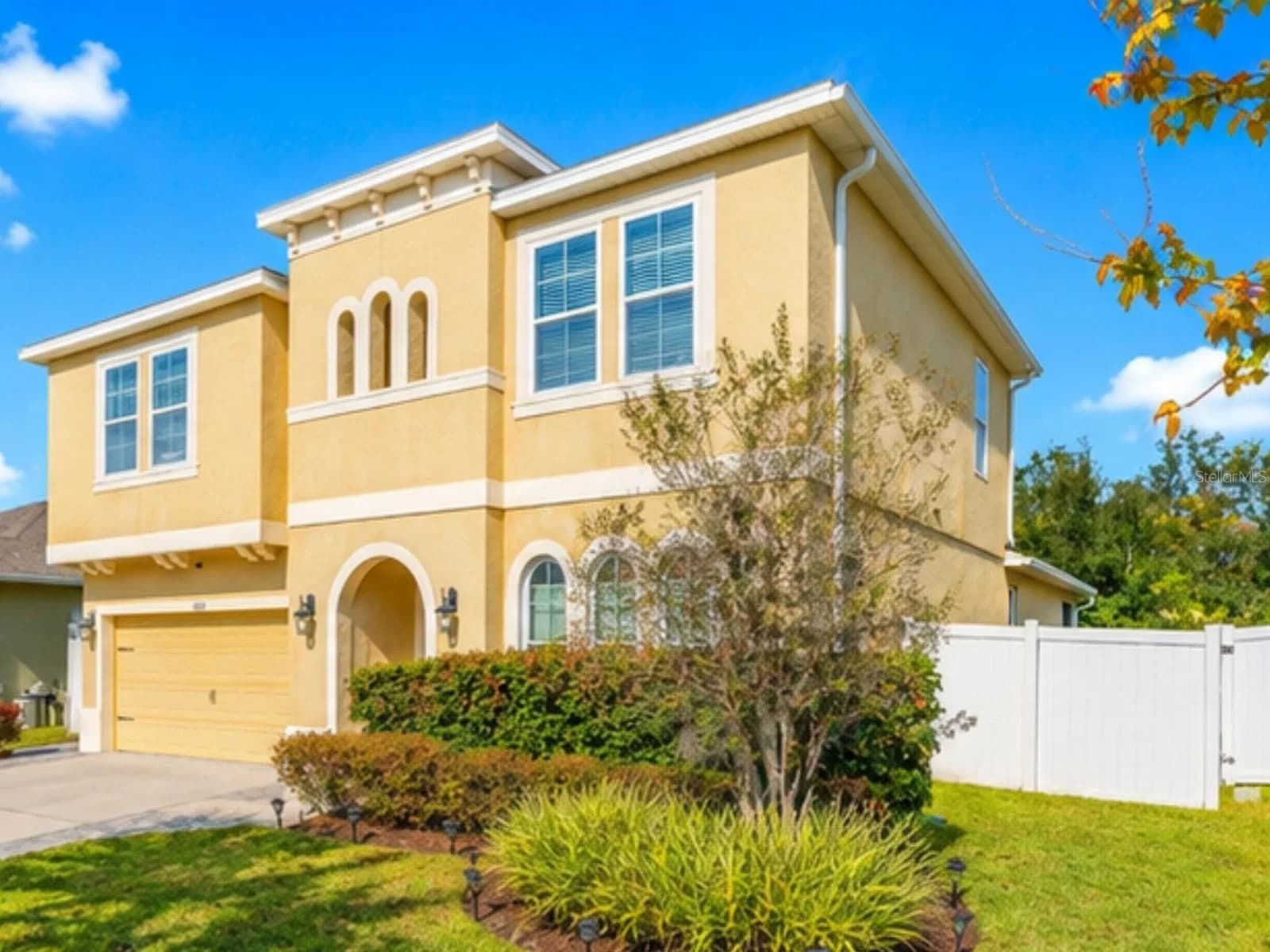 1889 RUSTIC FALLS, Kissimmee, FL 34744 3