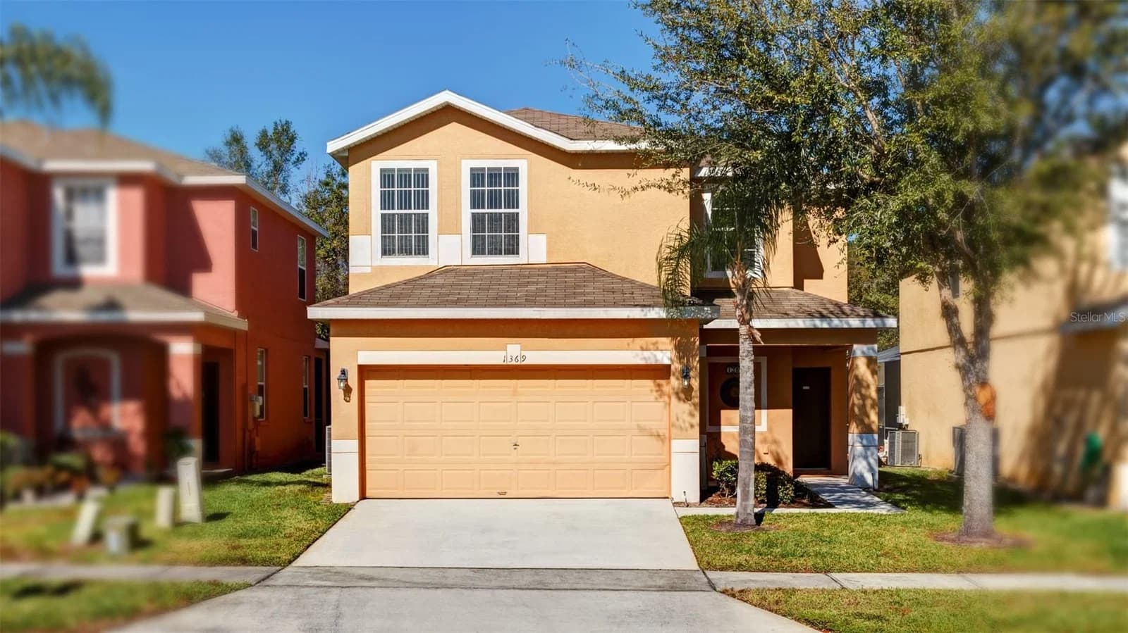 1369 ROYAL RIDGE 2