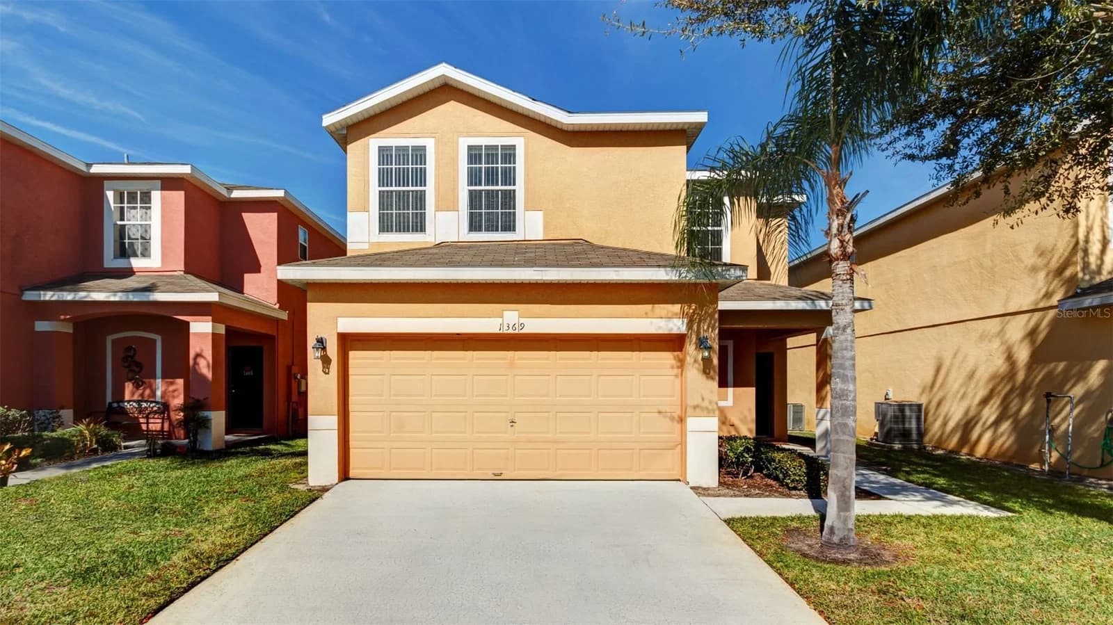 1369 ROYAL RIDGE 3