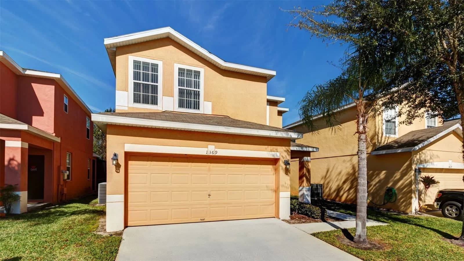 1369 ROYAL RIDGE 5