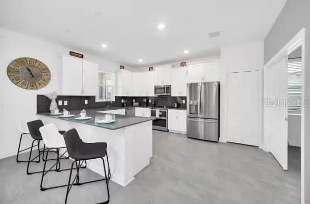 9092 SOMMERSET HILLS 5