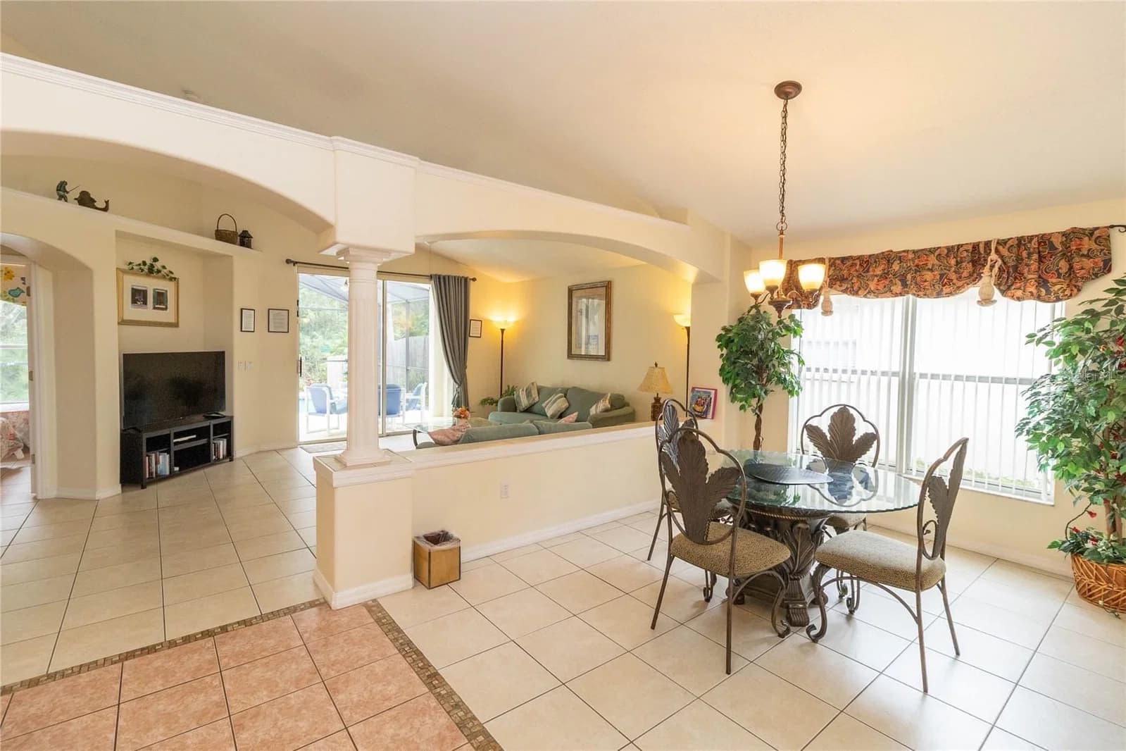 4626 EAGLE PEAK, Kissimmee, FL 34746 3