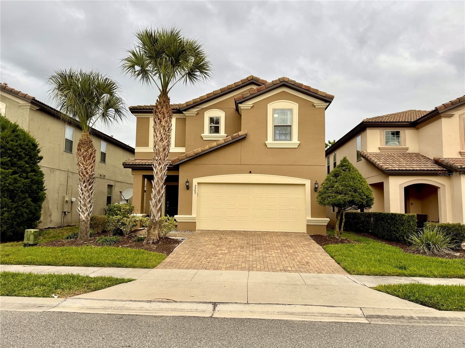 5565 MISTY OAK 2