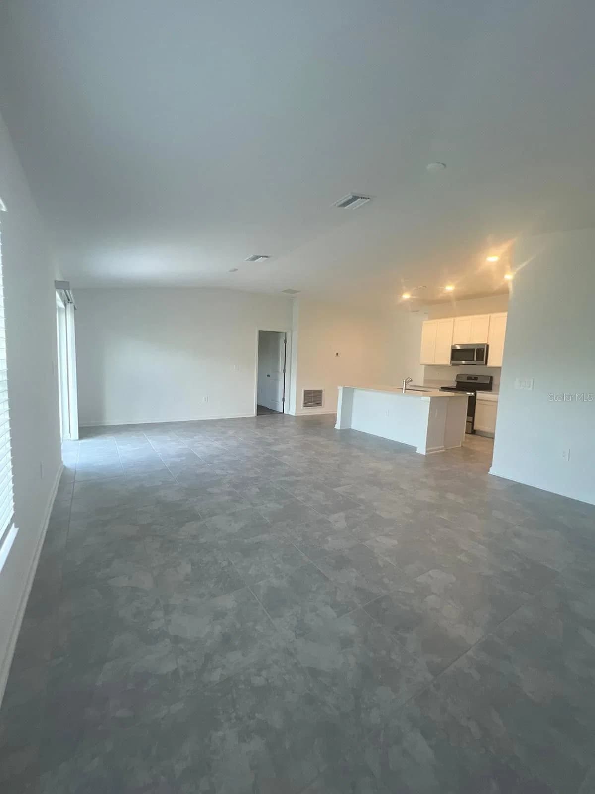 413 CEDAR KEY 4