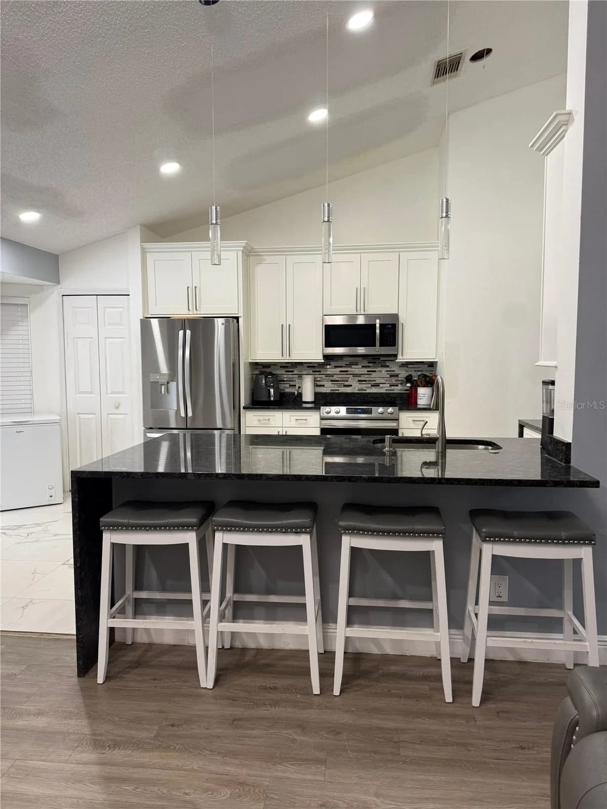 7736 ROLLINGRIDGE Court 4