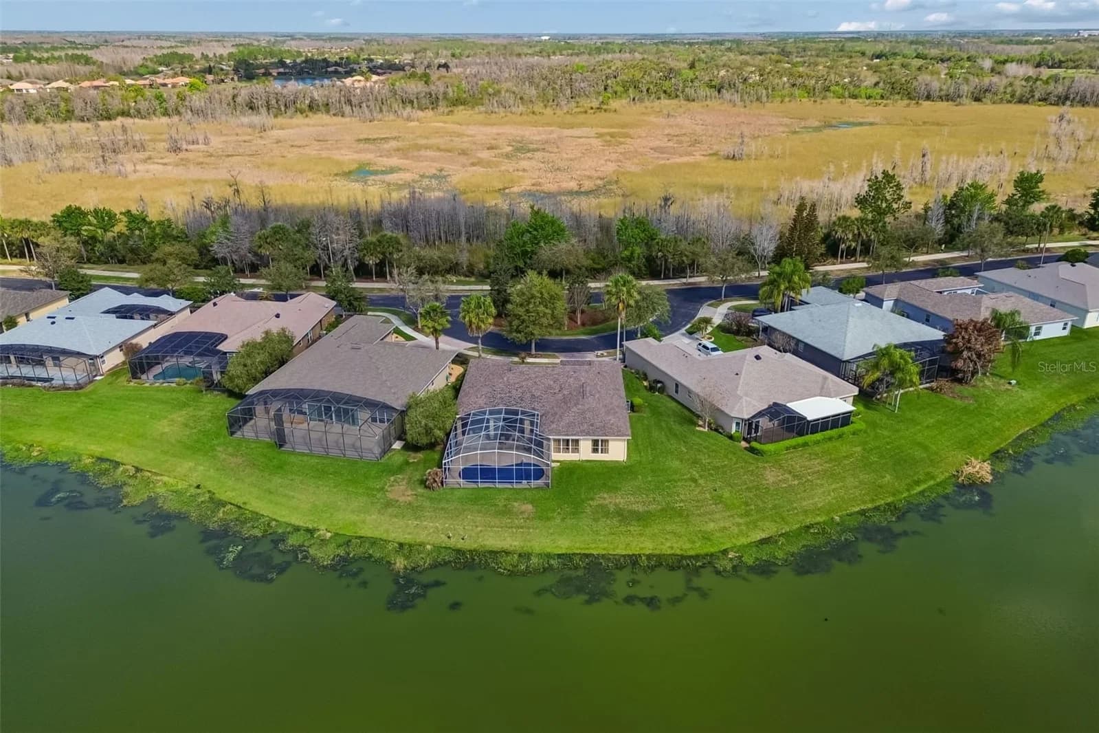 813 GLENDORA, Kissimmee, FL 34759 3