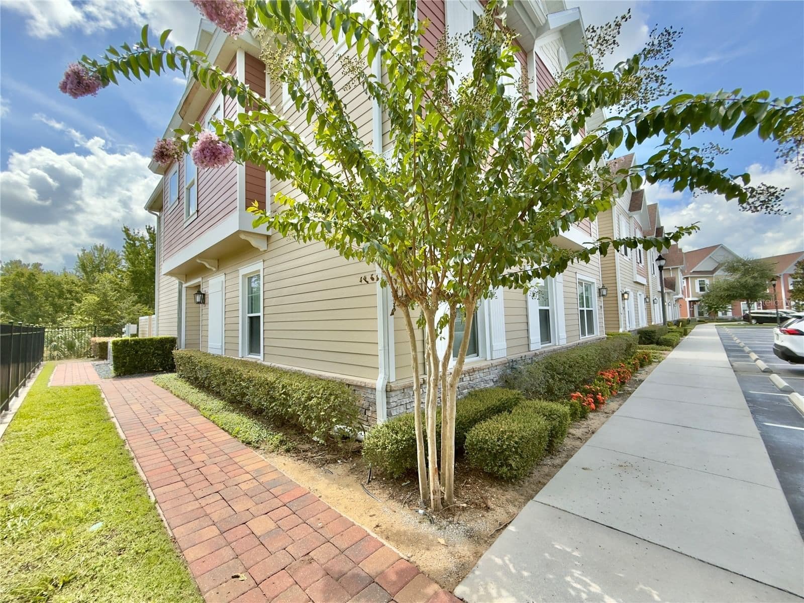 7498 SUNVILLE, Kissimmee, FL 34747 3