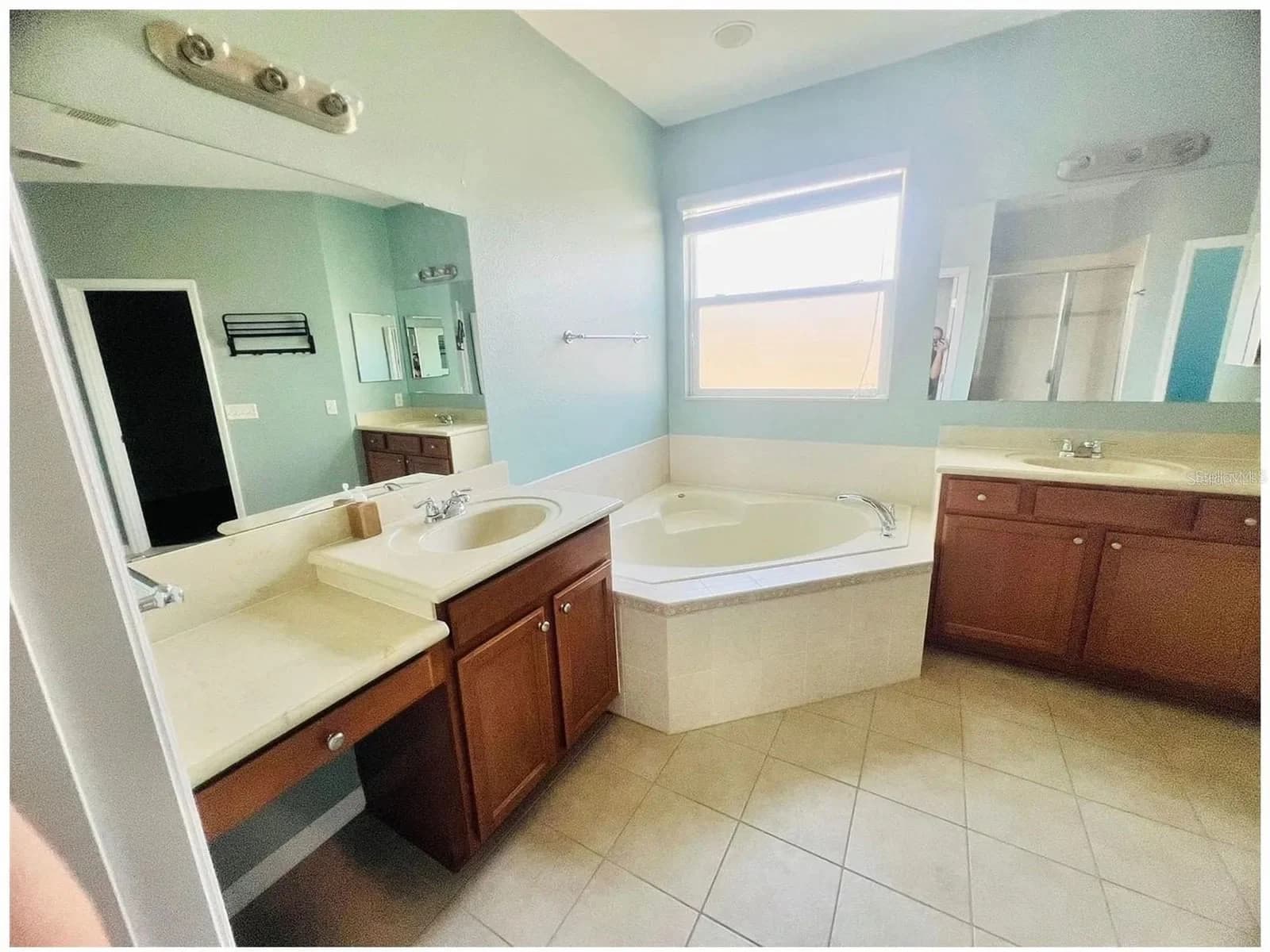 1476 LEXINGTON AVE 5