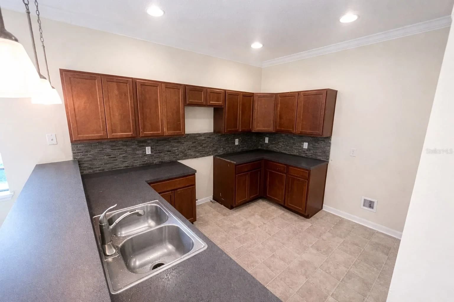 1187 CHERVIL 3
