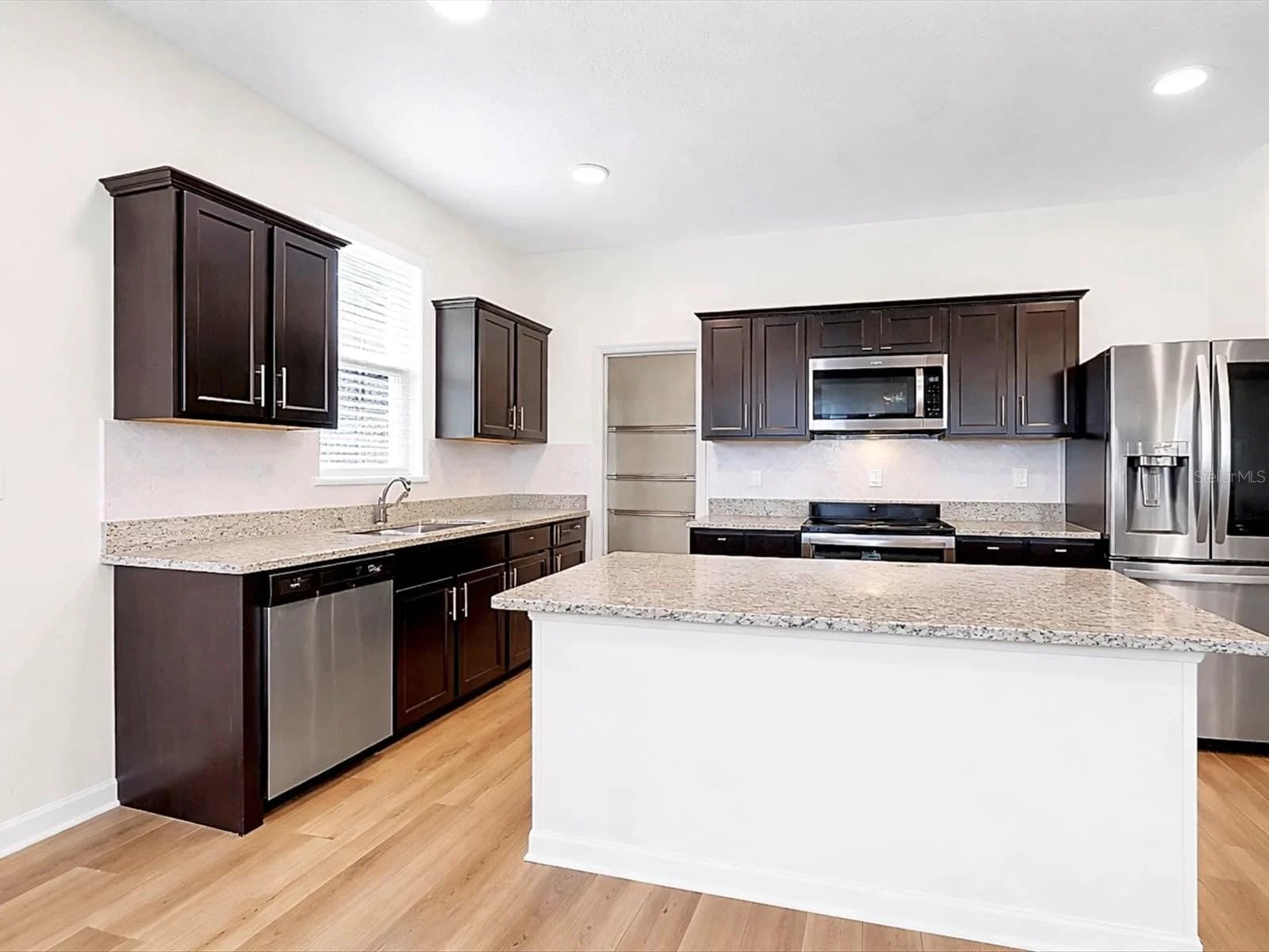 749 ORCHID GROVE 4