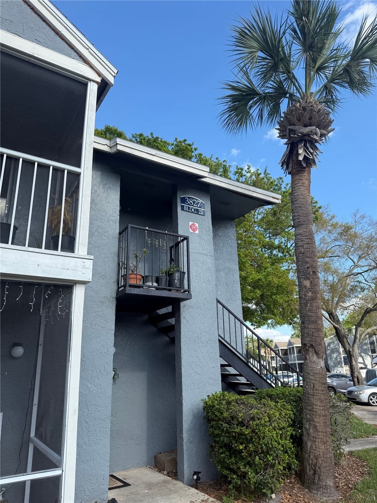 3827 BAY CLUB 5