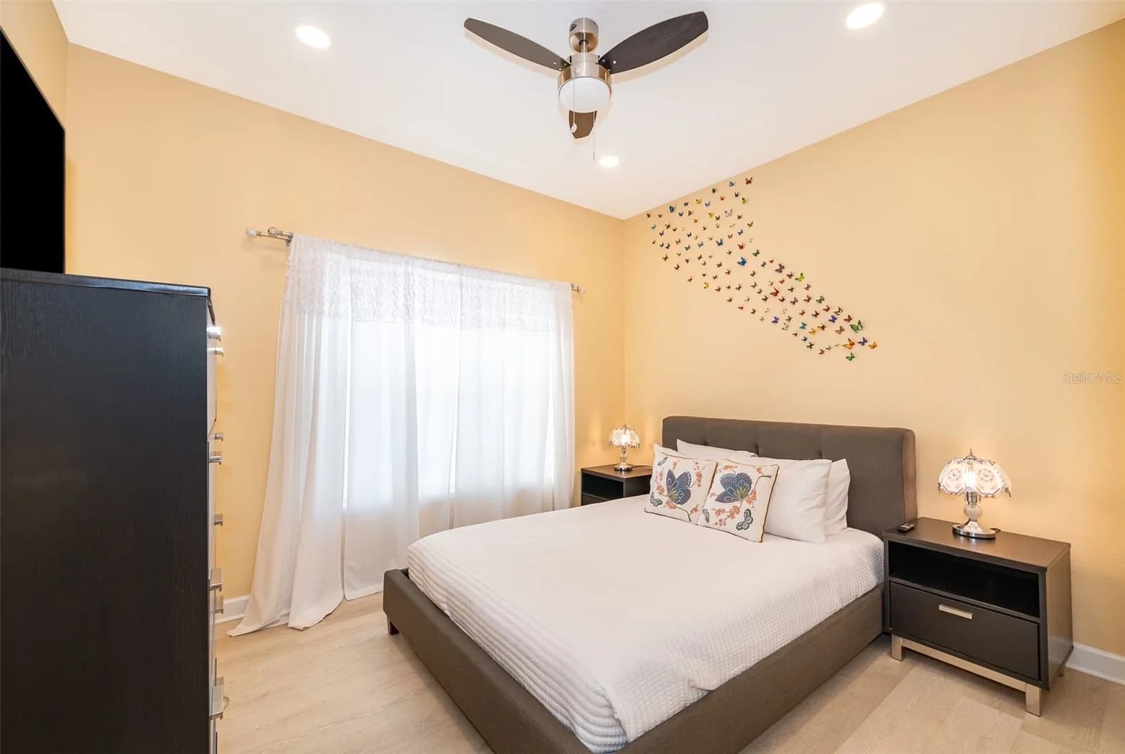 8949 CANDY PALM 4