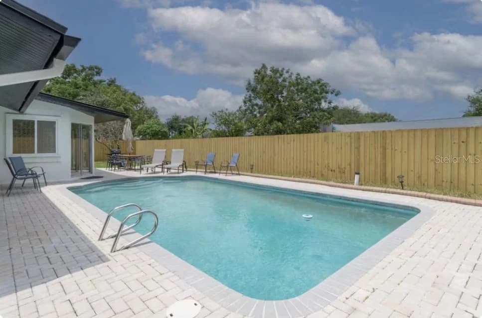 8622 BAYLOR Circle, Orlando, FL 32817 2