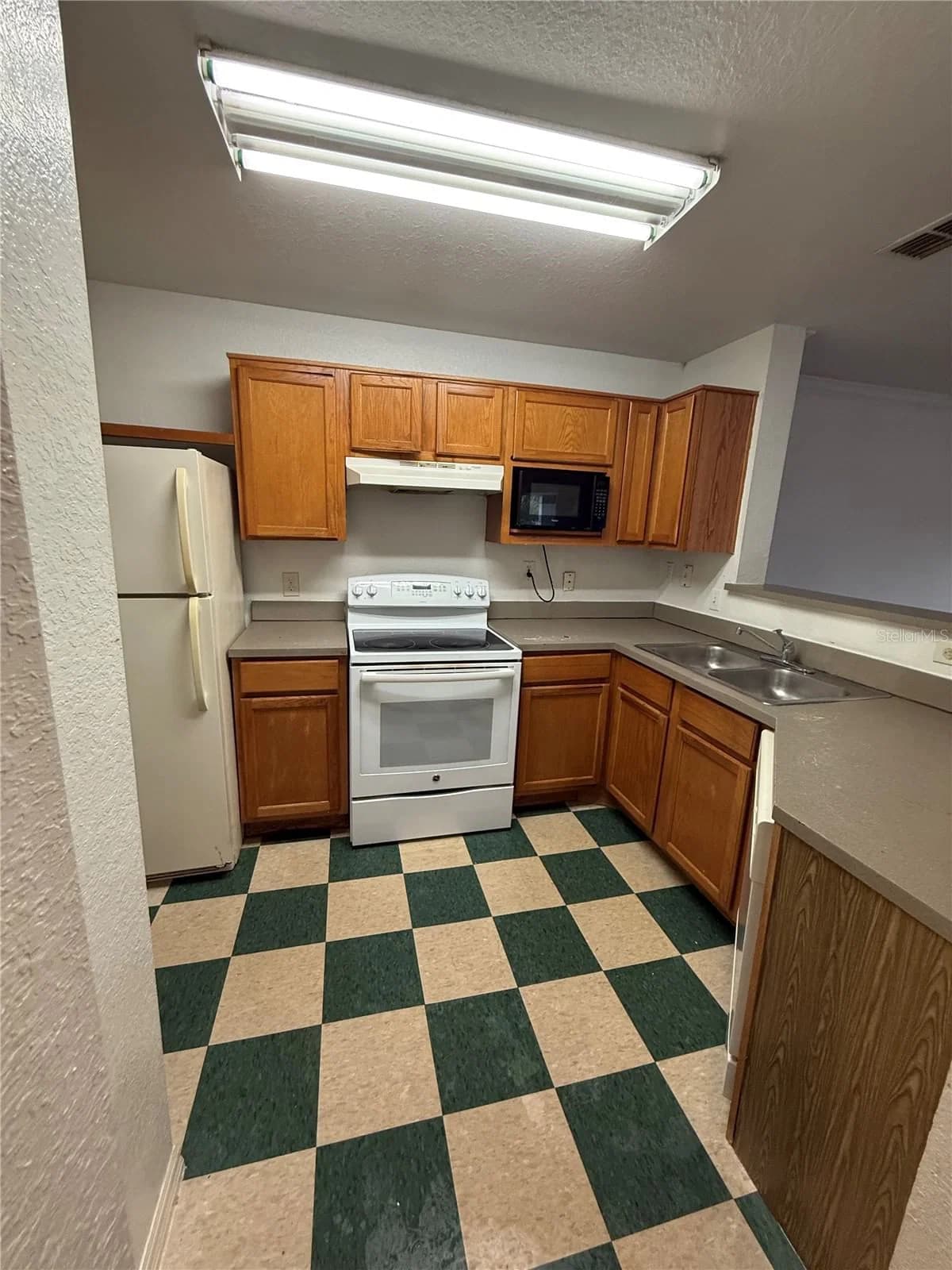 3712 CASTLE PINES Lane #4137, Orlando, FL 32839 2