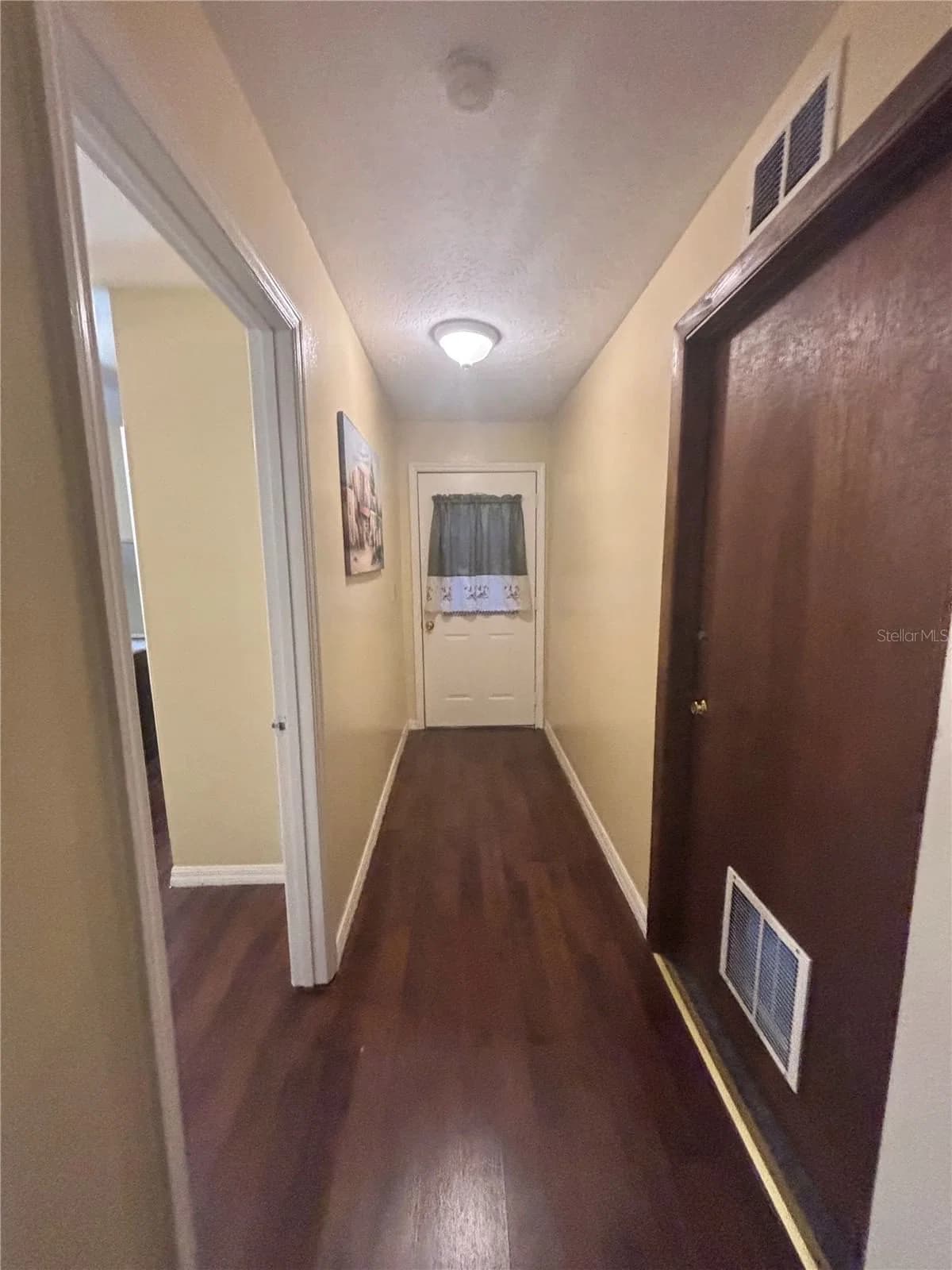 1513 CENTRAL 4