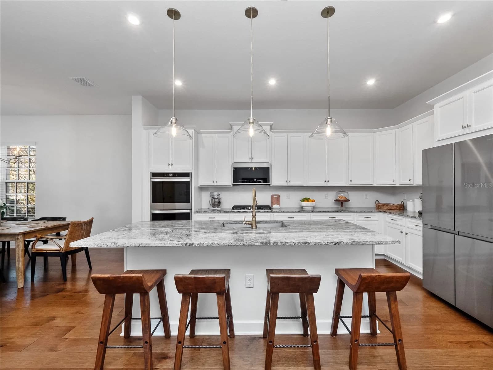7484 ESTUARY LAKE 4