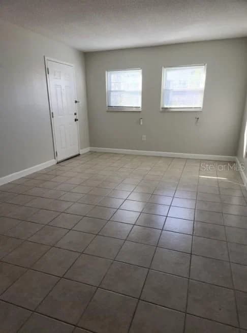 817 SKY LAKE Circle #A, Orlando, FL 32809 2