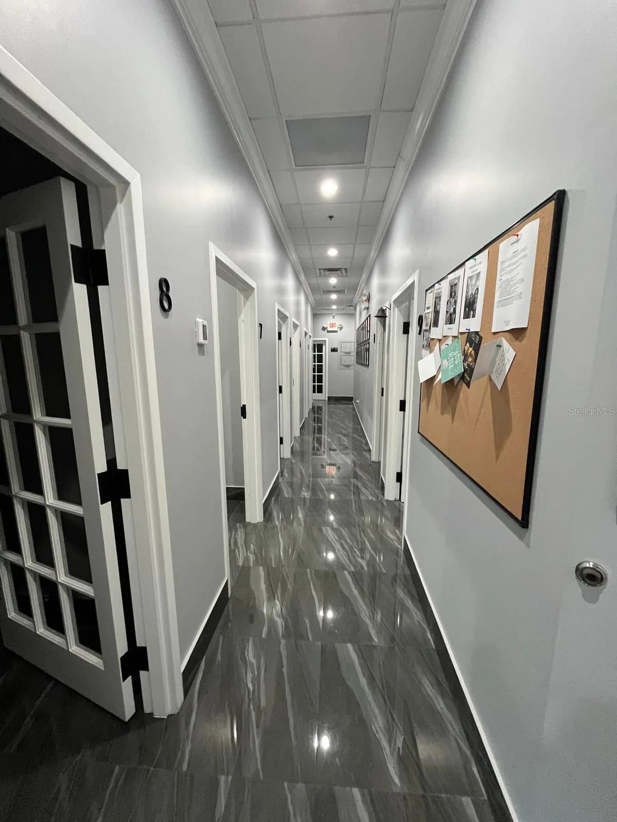 7901 KINGSPOINTE Parkway #19 # Office 4 4