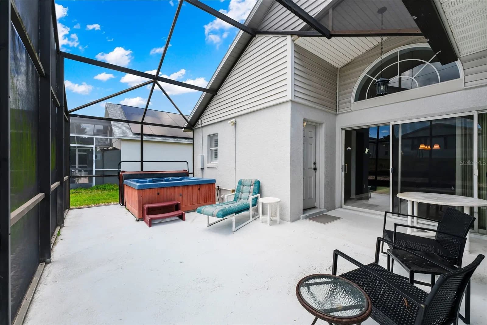 515 LAKE DAVENPORT 3