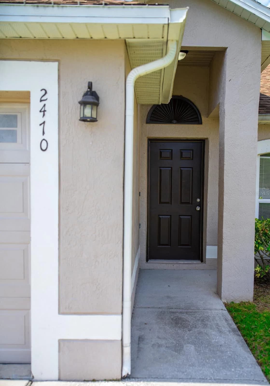 2470 AUGUSTA, Kissimmee, FL 34746 3